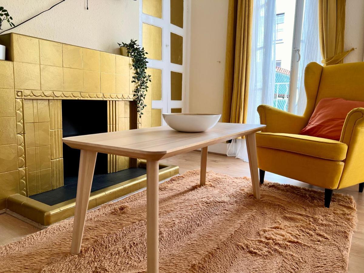 Candy Cafe Apartment Лондон Экстерьер фото
