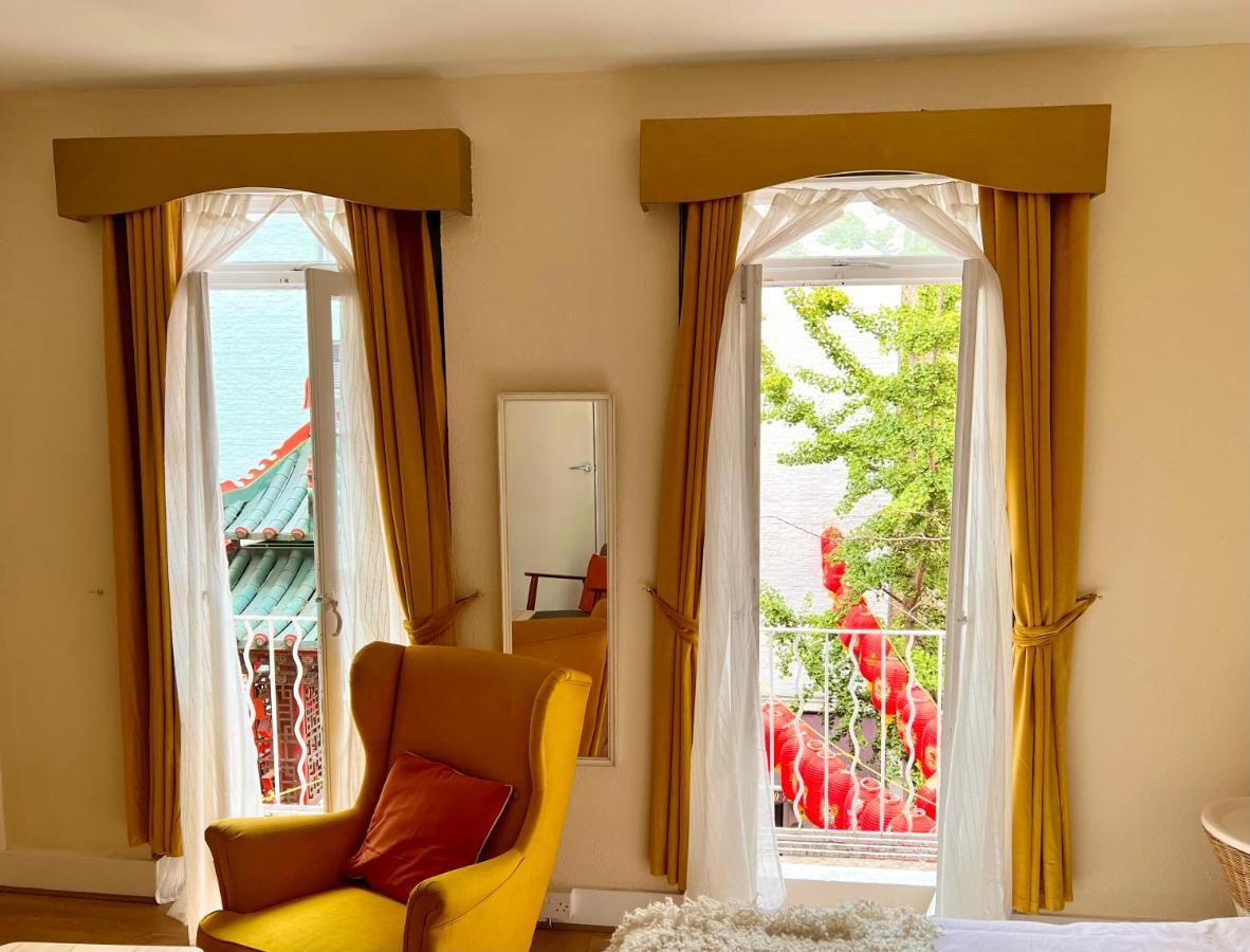 Candy Cafe Apartment Лондон Экстерьер фото