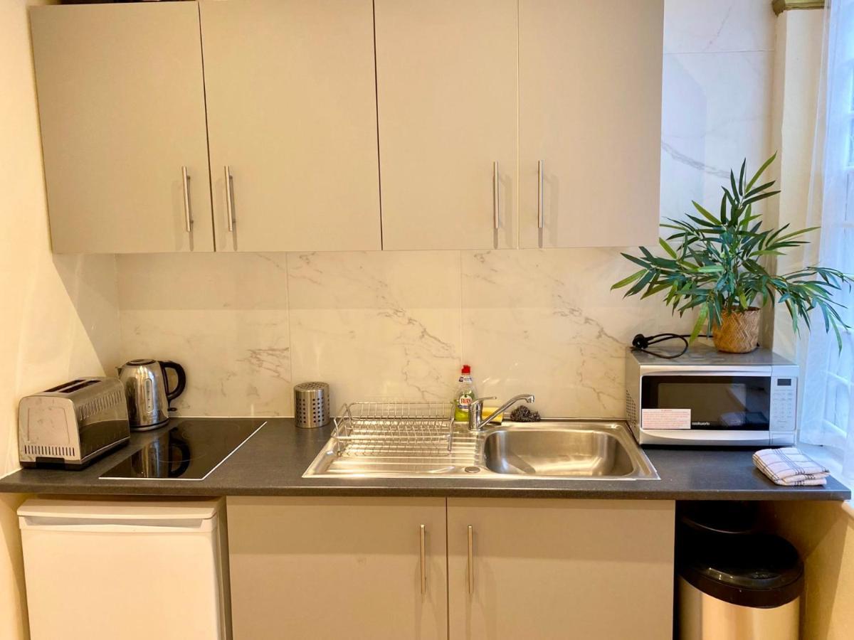 Candy Cafe Apartment Лондон Экстерьер фото